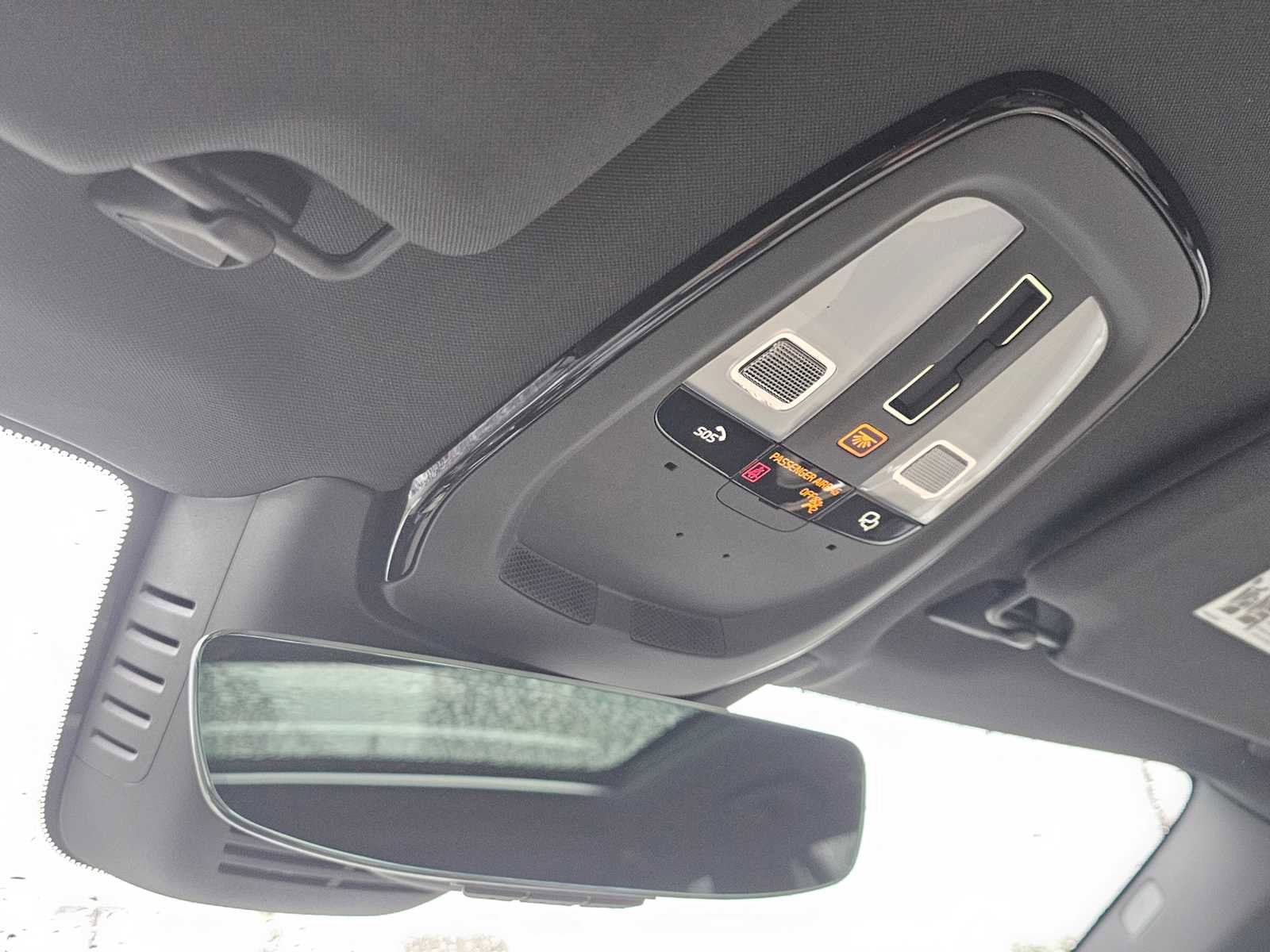 New 2026 Volvo XC90 B6 Plus w/ Protection Package Premier image 28