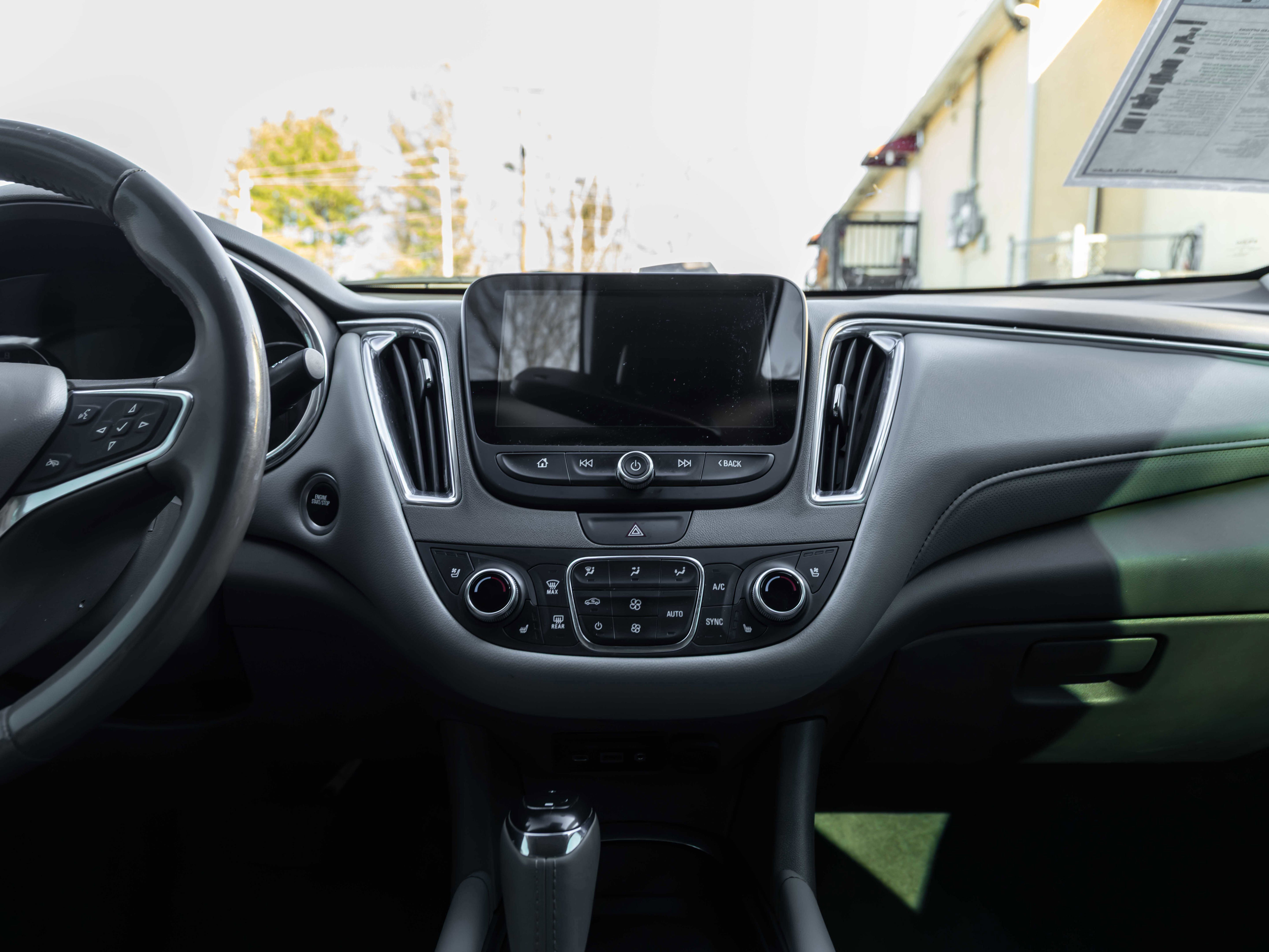 Used 2019 Chevrolet Malibu Premier w/ Sun and Wheel Package image 61