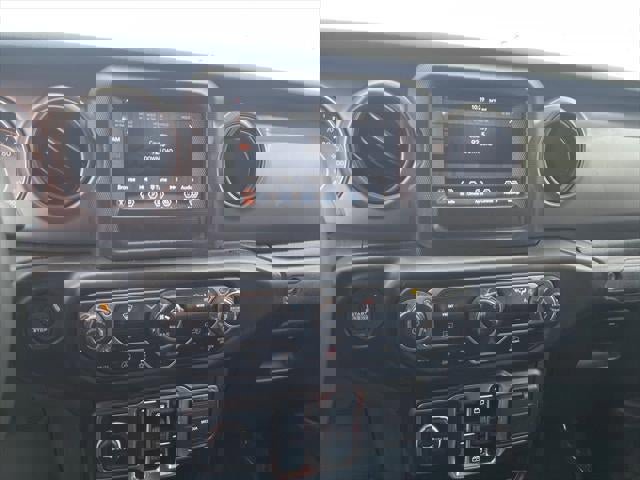 Used 2023 Jeep Gladiator Sport image 10