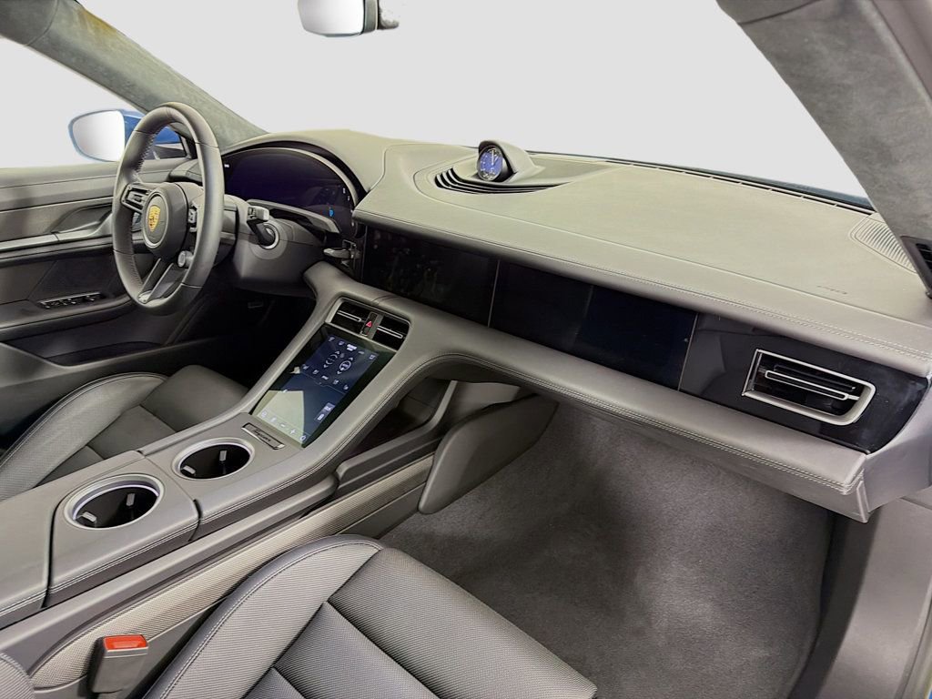 Used 2024 Porsche Taycan Turbo S w/ Premium Package AWD/4WD image 34