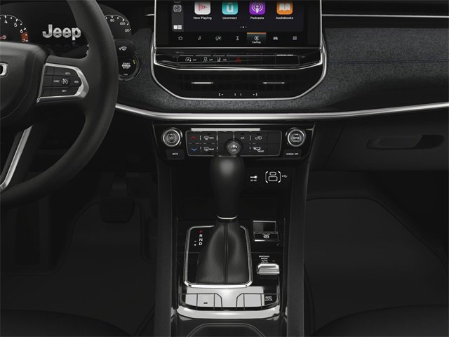 Certified 2024 Jeep Compass Latitude image 25