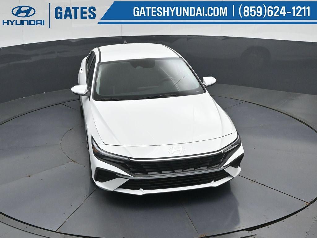New 2026 Hyundai Elantra SE FWD image 45