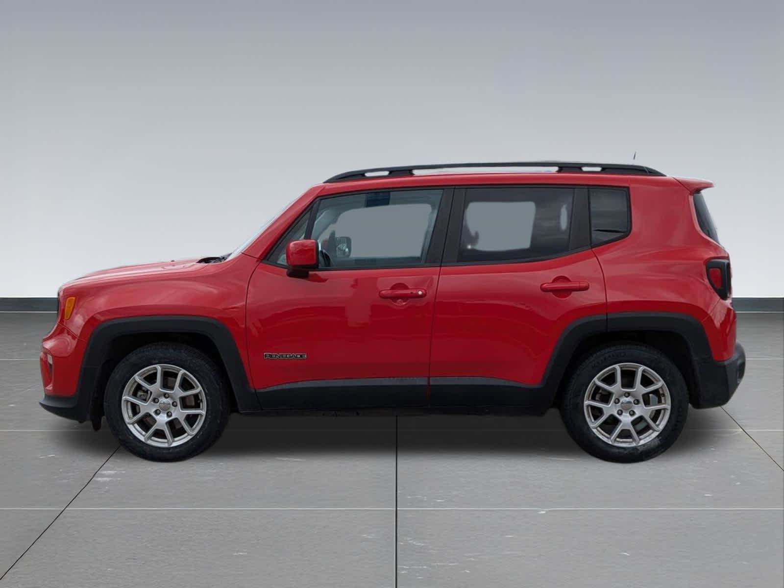 Certified 2020 Jeep Renegade Latitude FWD image 3