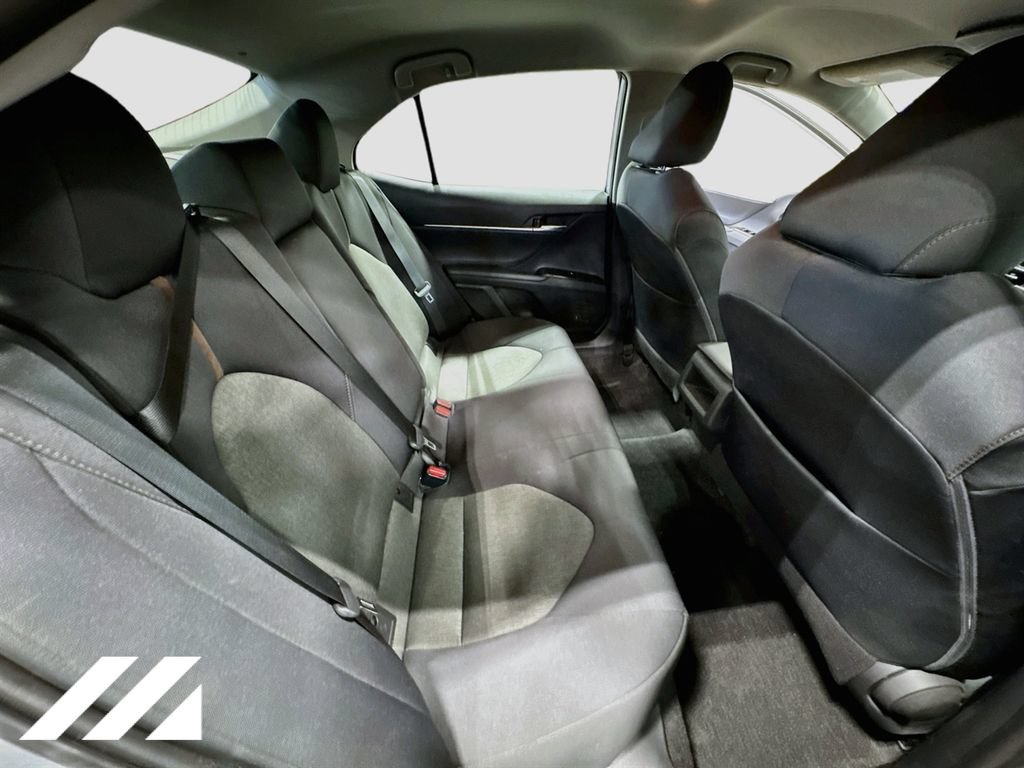 Used 2019 Toyota Camry LE FWD image 27