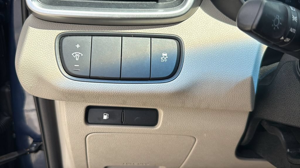 Used 2018 Kia Sorento FWD image 39