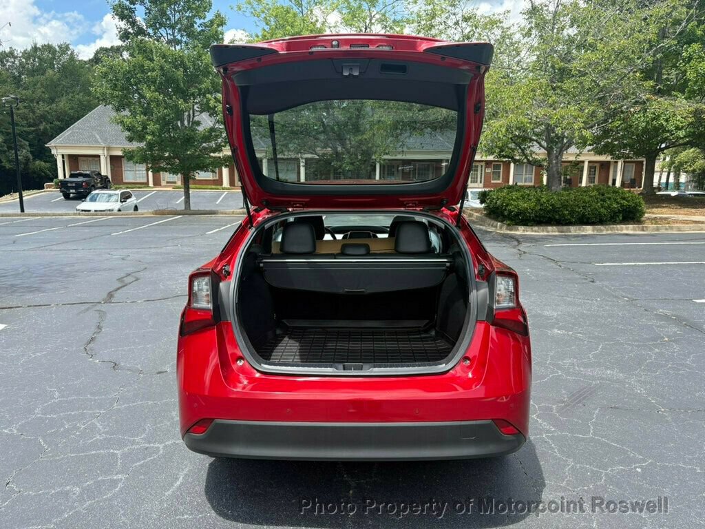 Used 2019 Toyota Prius Limited FWD image 10
