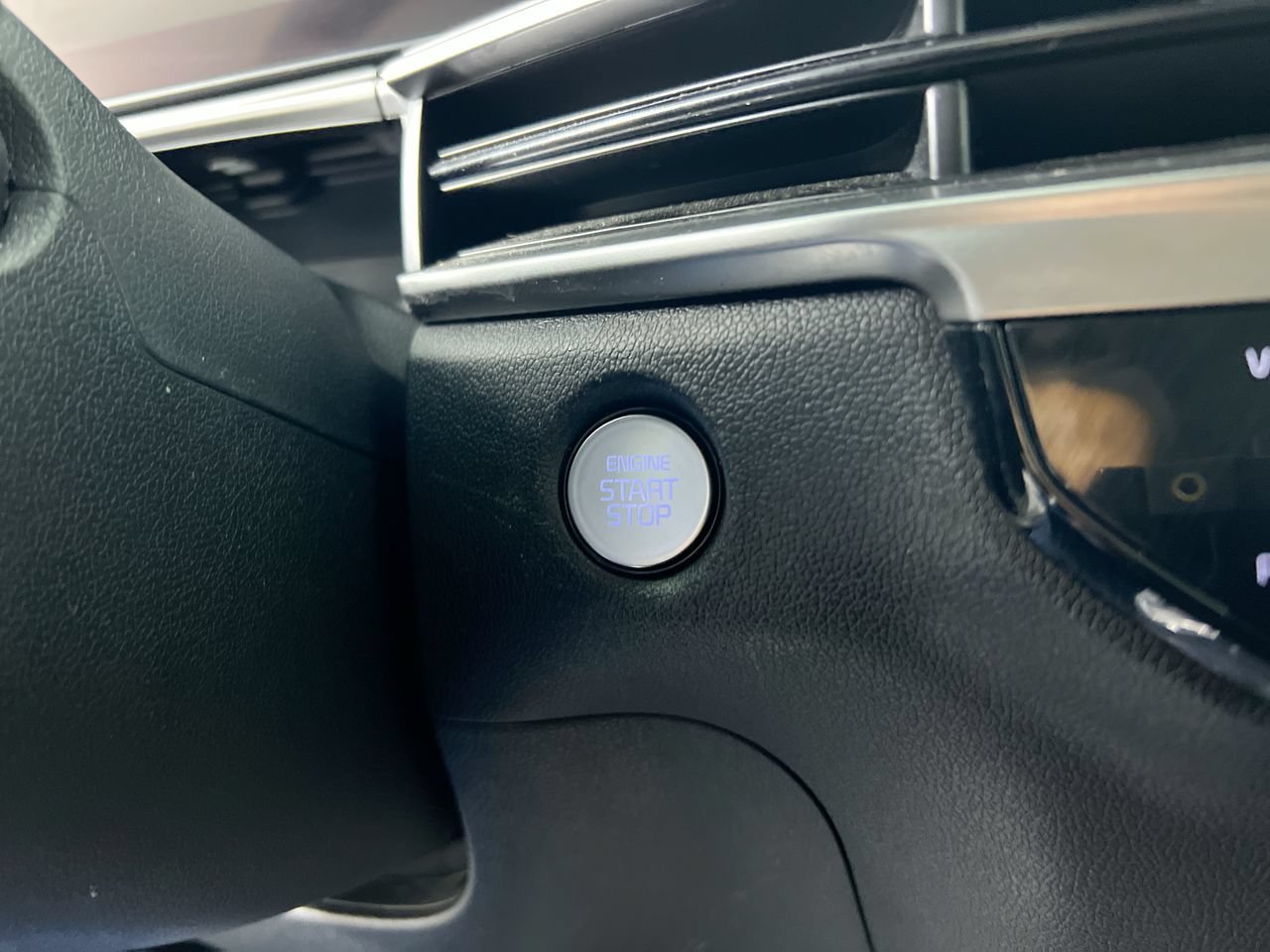 New 2026 Kia Sorento LX FWD image 16