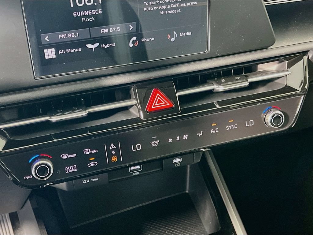 New 2026 Kia Niro LX FWD image 13