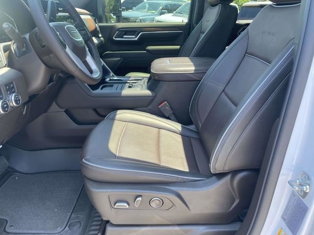 Used 2025 GMC Sierra 2500 Denali w/ Denali Reserve Package AWD/4WD image 16