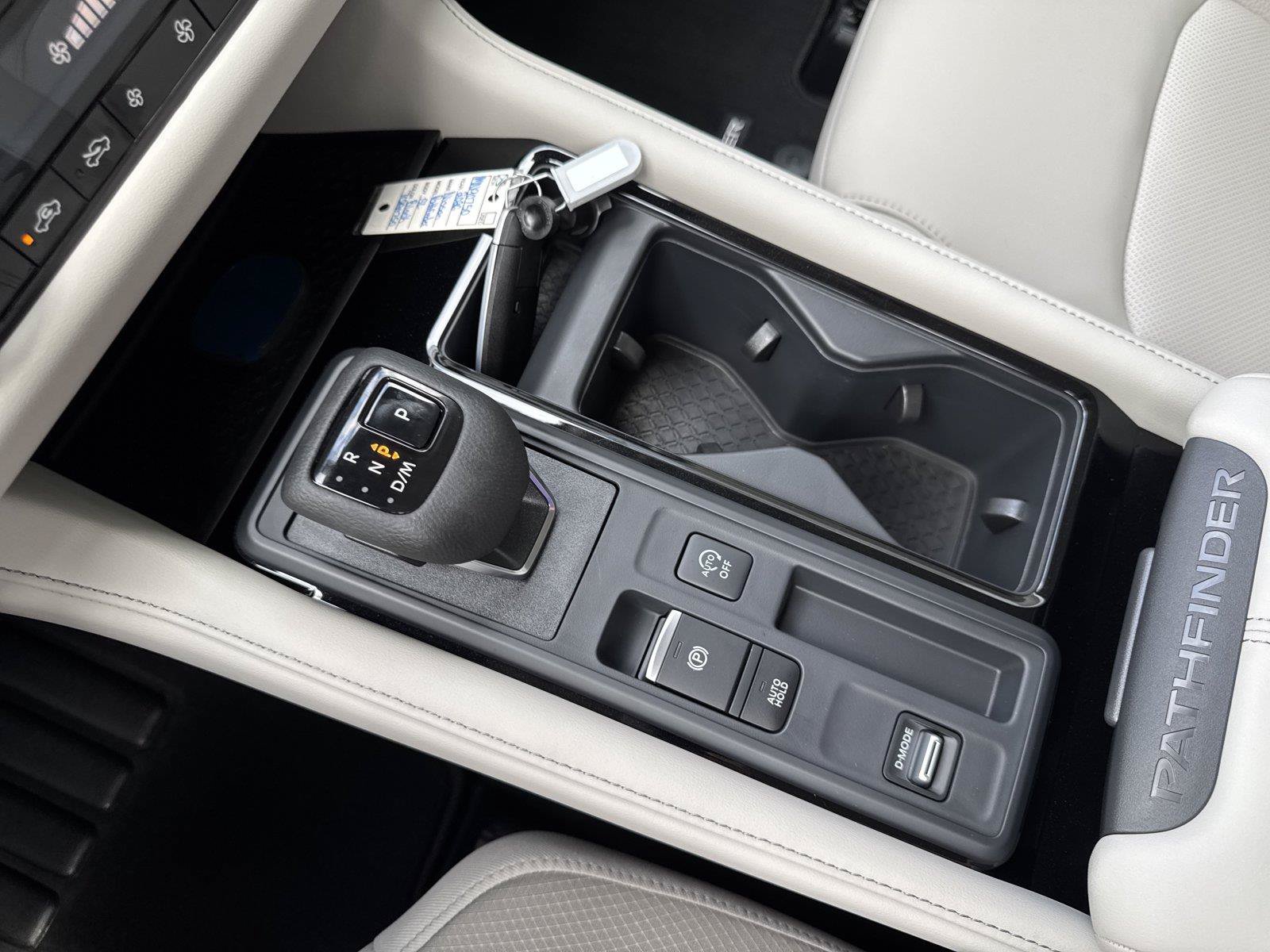New 2026 Nissan Pathfinder SL FWD image 22