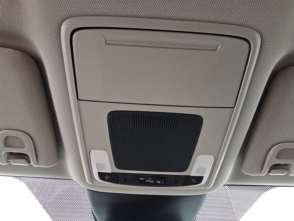 New 2025 Honda Pilot EX-L image 23