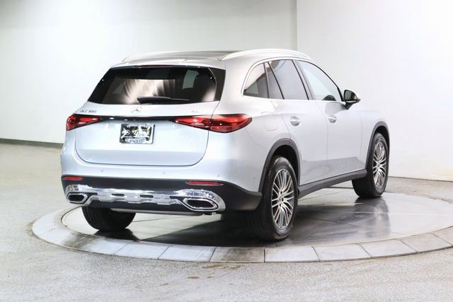 Certified 2025 Mercedes-Benz GLC 300 4MATIC image 14