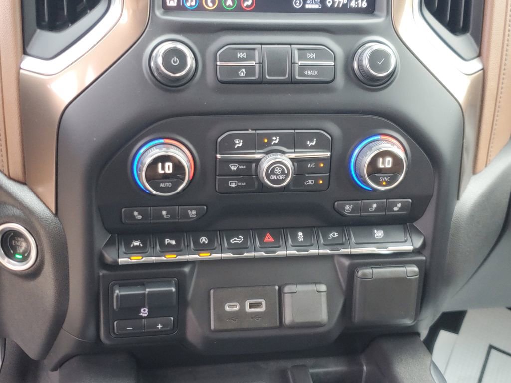 Used 2020 Chevrolet Silverado 1500 High Country w/ Technology Package image 25