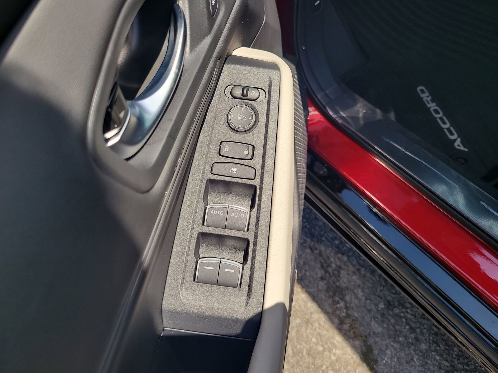 New 2026 Honda Accord EX-L image 11