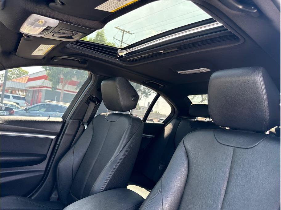 Used 2018 BMW 340i Sedan RWD image 41