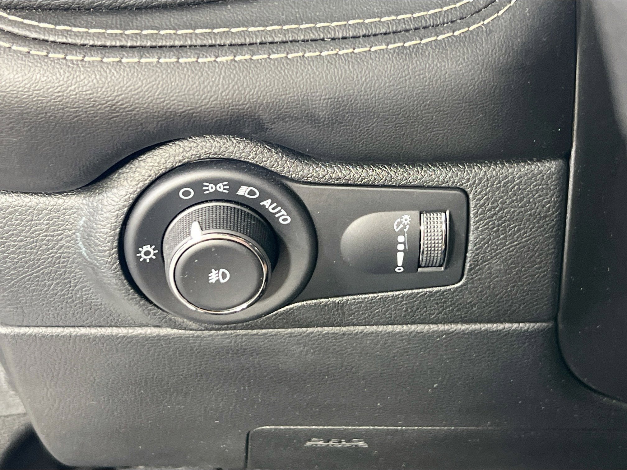 Used 2022 Dodge Durango GT image 10