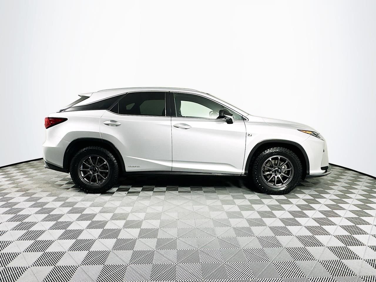 Used 2016 Lexus RX 450h F Sport image 8