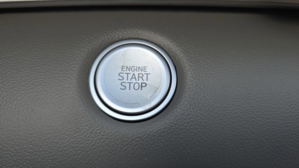 New 2026 Hyundai Elantra Sport FWD image 16