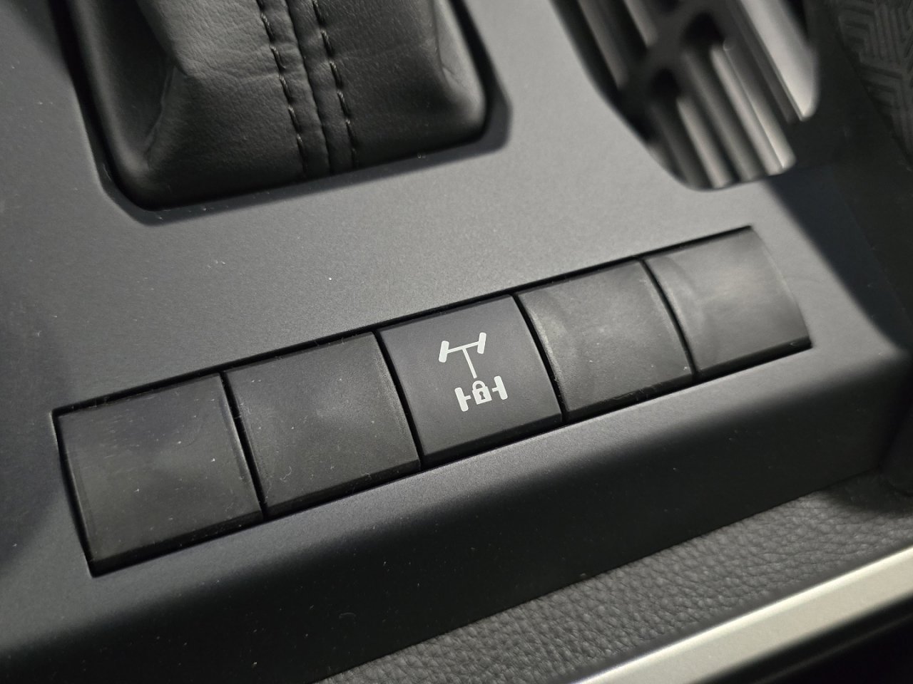 New 2026 Toyota Tacoma 4x4 Double Cab Hybrid image 8