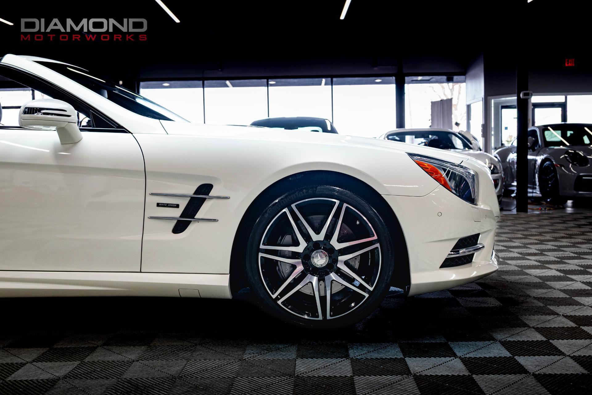 Used 2015 Mercedes-Benz SL 550 image 31