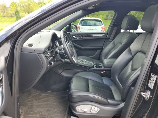 Used 2019 Porsche Macan AWD/4WD image 15