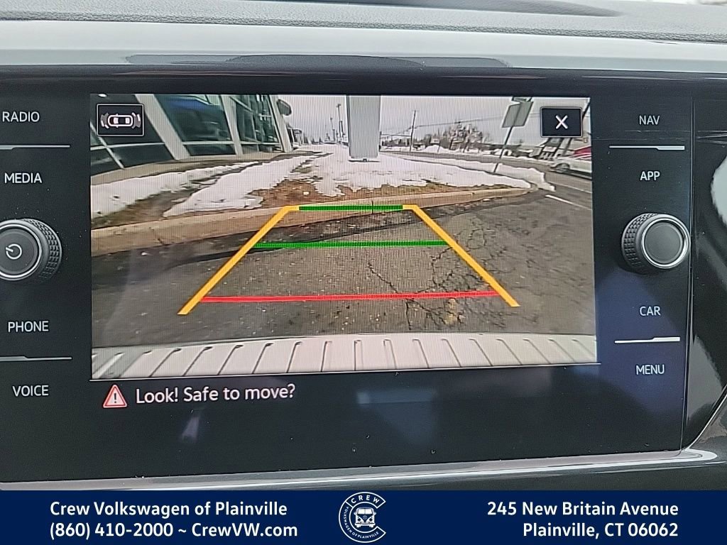 Certified 2022 Volkswagen Taos SEL image 7