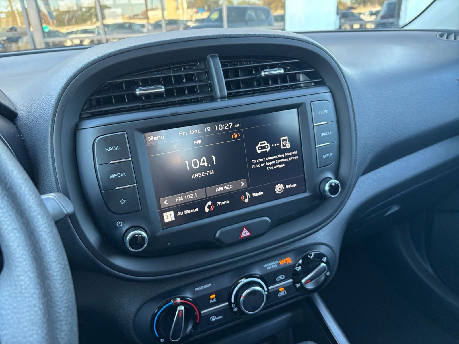 Used 2025 Kia Soul LX w/ LX Technology Package image 21