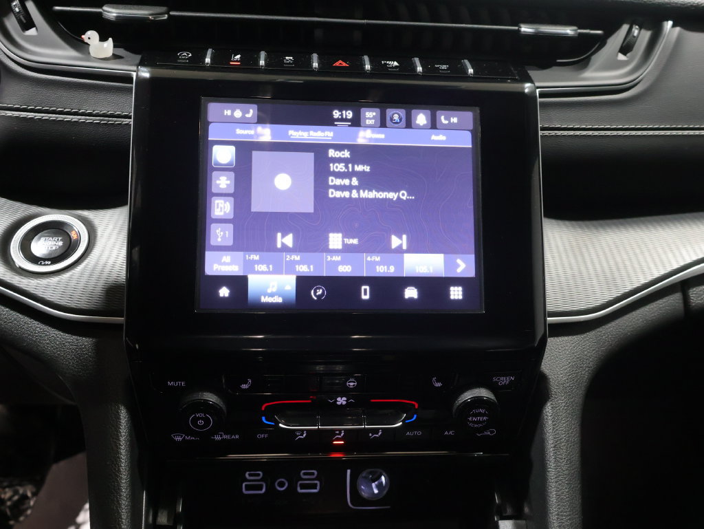 Certified 2024 Jeep Grand Cherokee Altitude AWD/4WD image 26