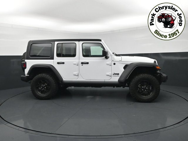 Used 2024 Jeep Wrangler Unlimited Sport AWD/4WD image 6