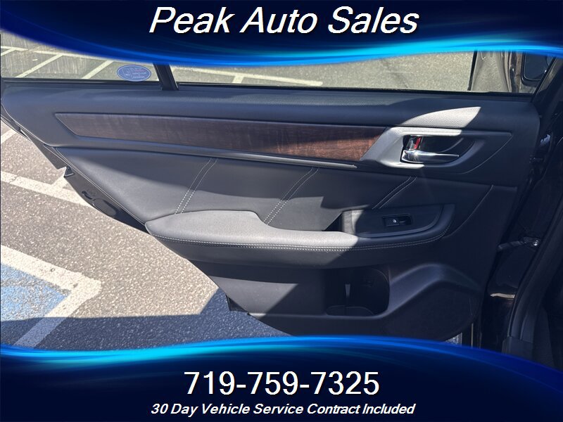 Used 2019 Subaru Outback 2.5i Limited AWD/4WD image 28