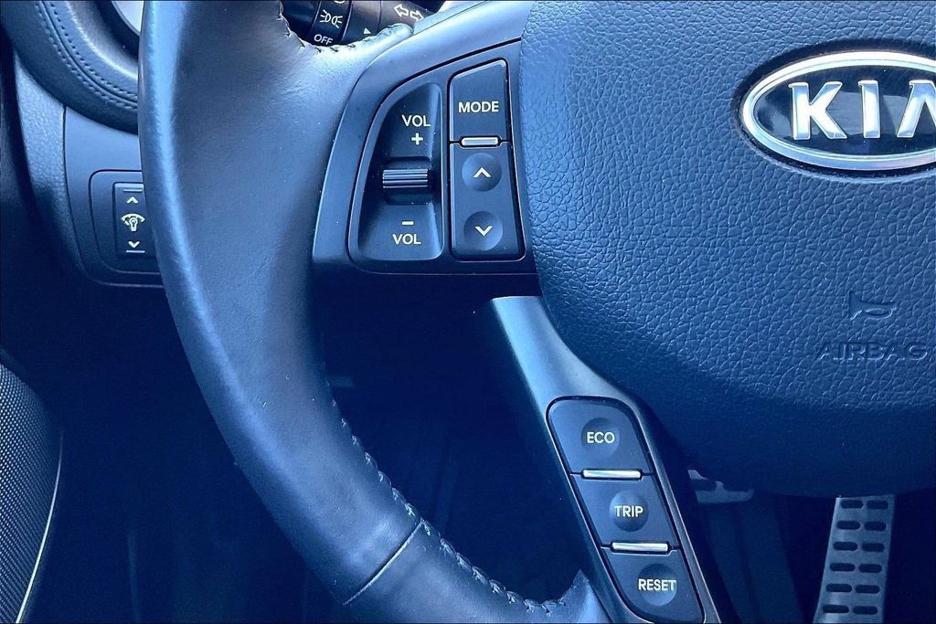 Used 2011 Kia Optima SX w/ Premium Touring Pkg FWD image 18