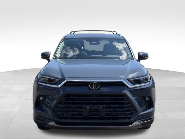 Used 2024 Toyota Grand Highlander AWD Hybrid image 2