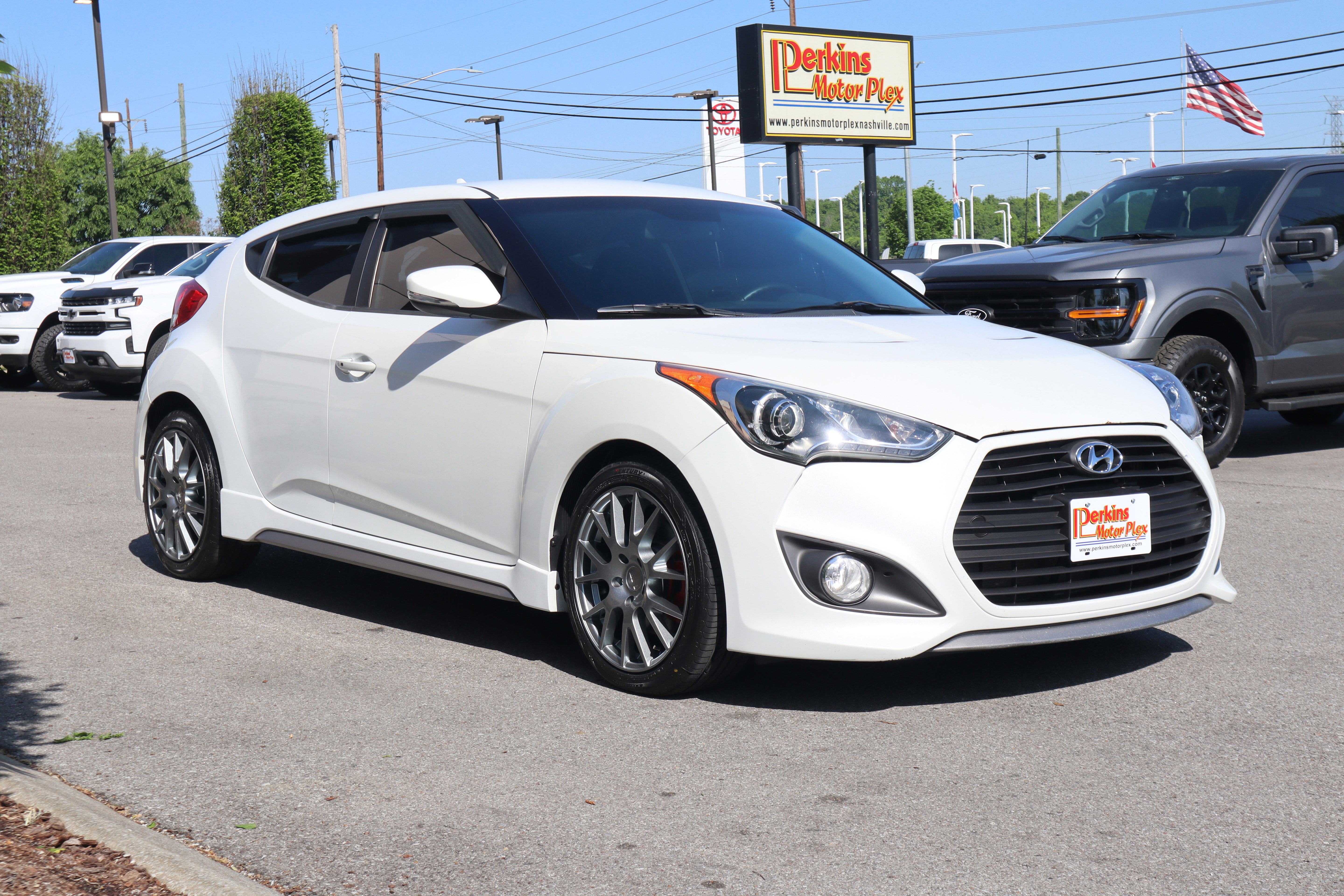 Used 2013 Hyundai Veloster Turbo FWD image 5