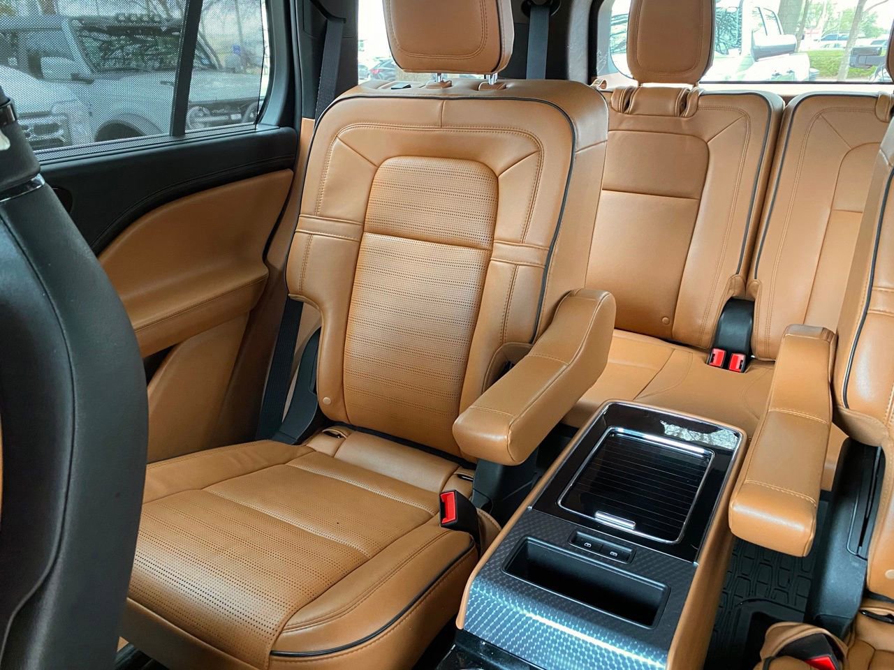 Used 2024 Lincoln Aviator Black Label w/ Dynamic Handling Package image 22