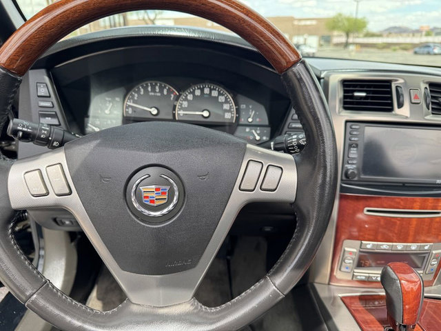 Used 2006 Cadillac XLR RWD image 19