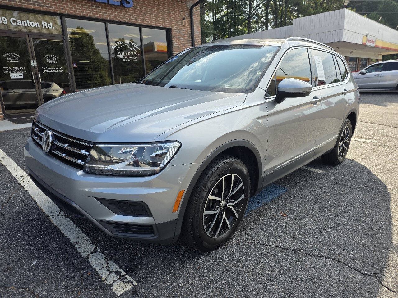 Used 2021 Volkswagen Tiguan S FWD image 2