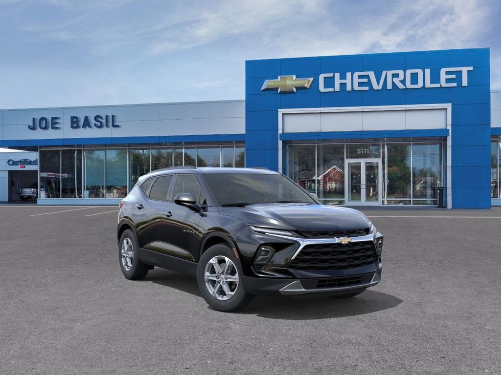 New 2026 Chevrolet Blazer LT w/ Convenience Package AWD/4WD image 1