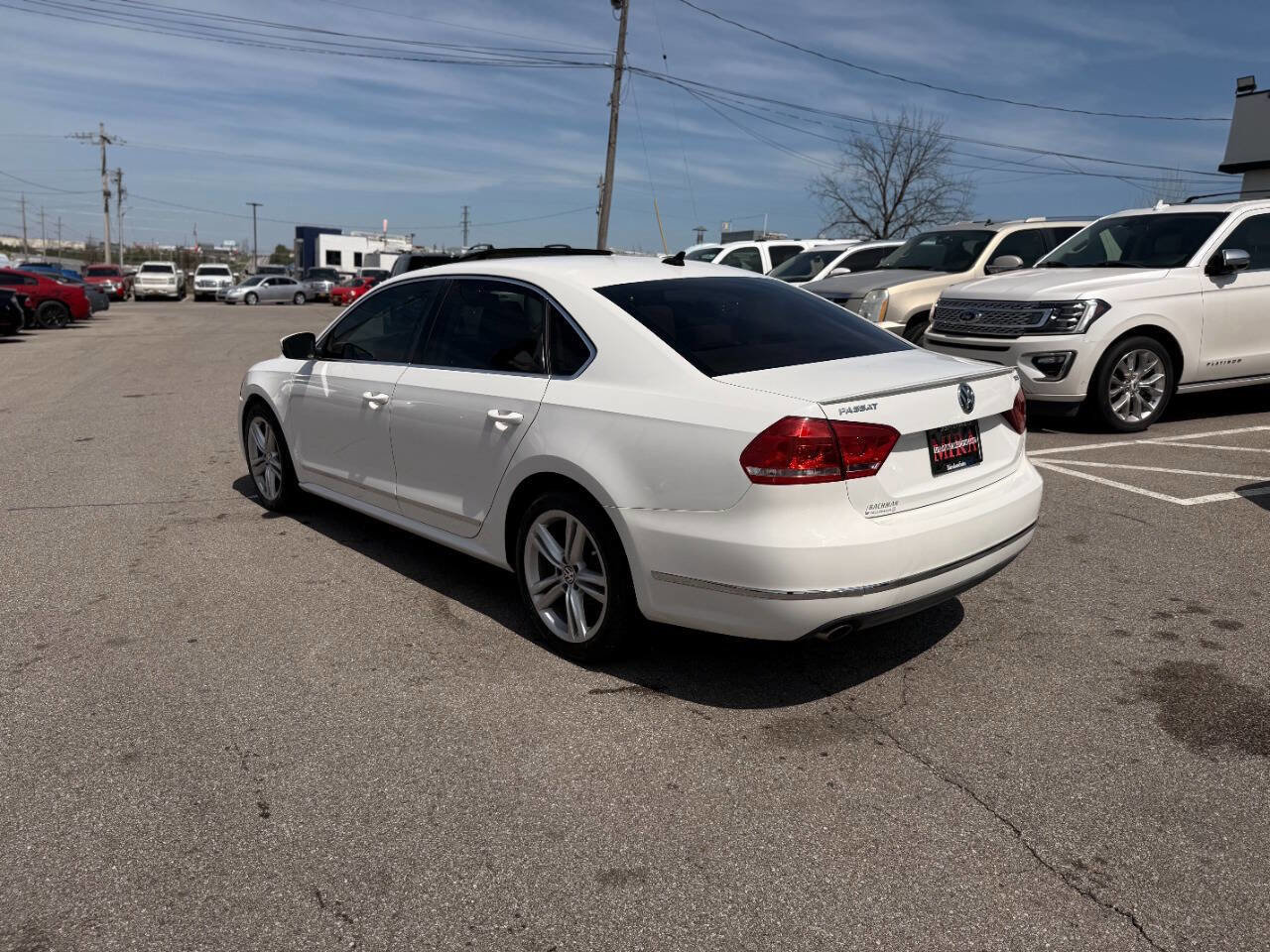 Used 2014 Volkswagen Passat TDI SE FWD image 8