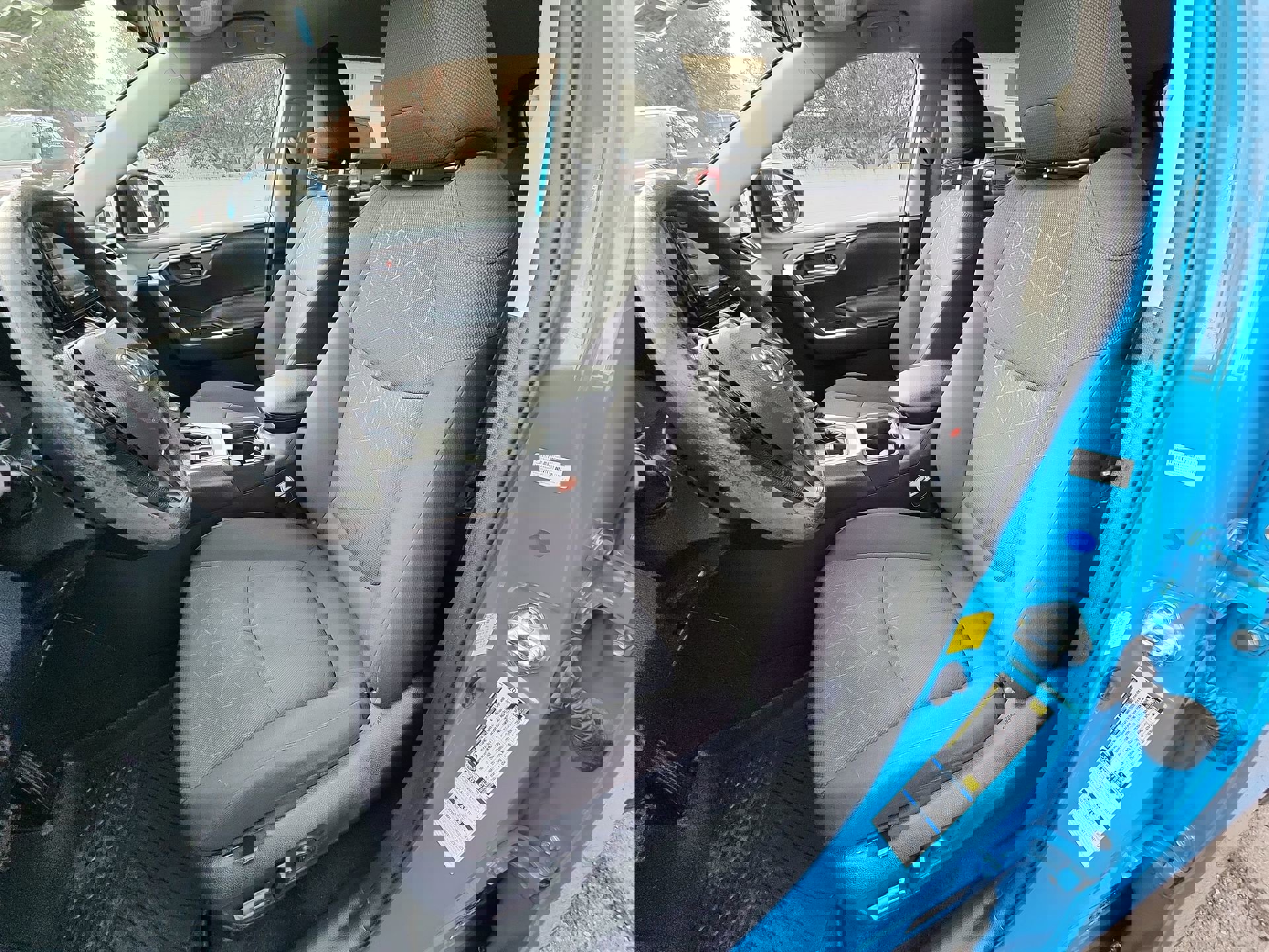 Used 2021 Toyota RAV4 XLE image 13