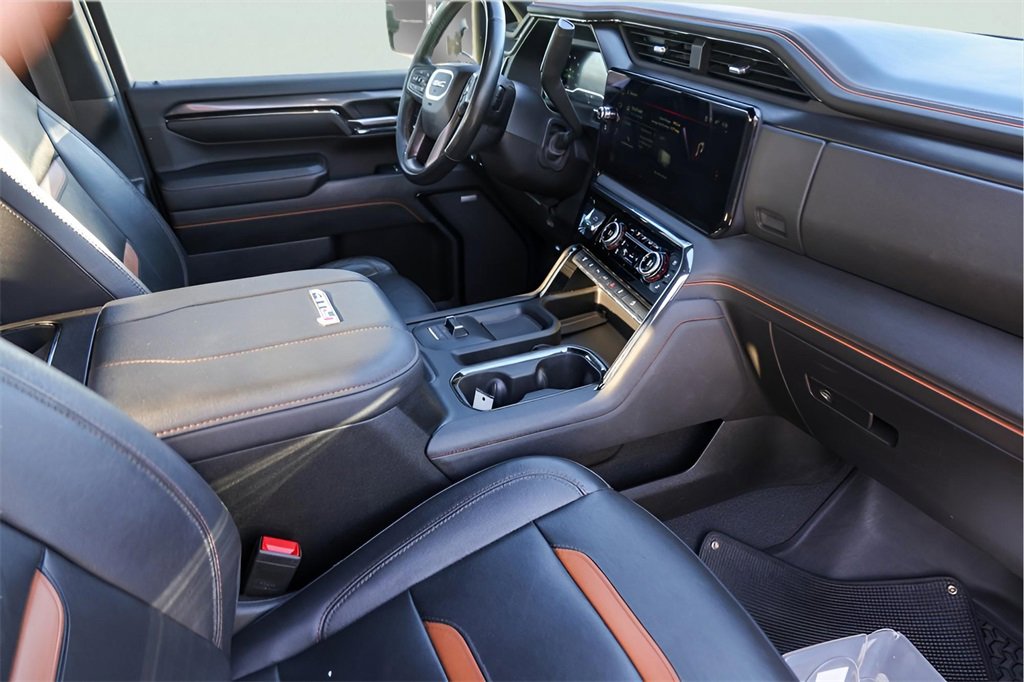 Used 2024 GMC Sierra 3500 AT4 w/ AT4 Premium Plus Package image 32