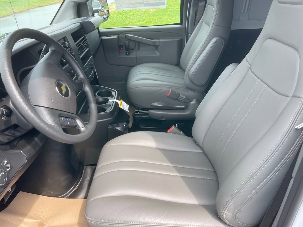 New 2025 Chevrolet Express 2500 w/ Driver Convenience Package RWD image 11