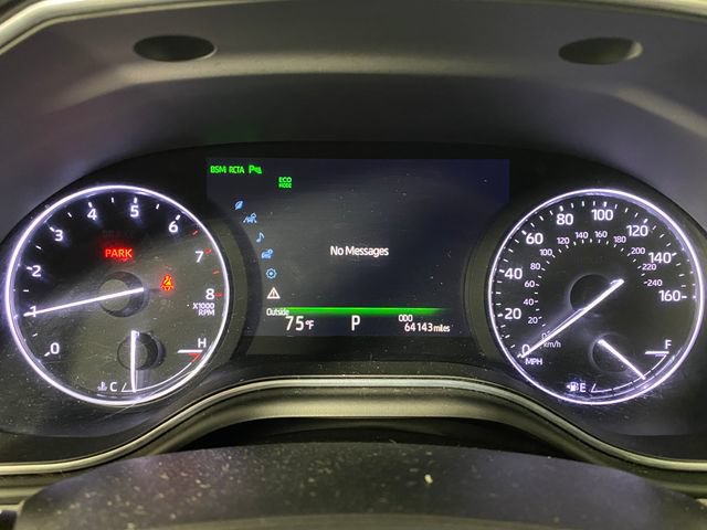 Certified 2019 Toyota Avalon Limited w/ Advanced Safety Package FWD image 19