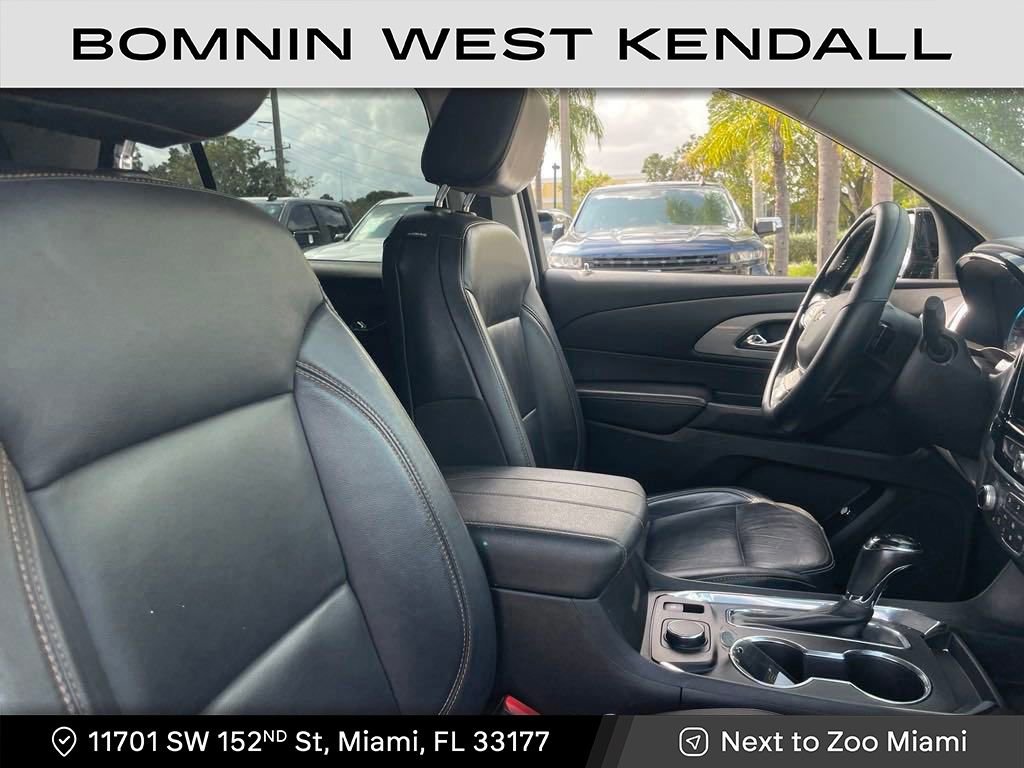 Used 2019 Chevrolet Traverse RS image 14