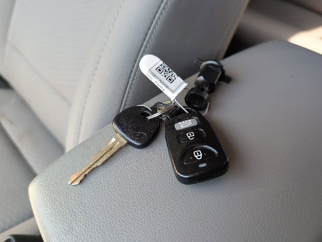 Used 2020 Hyundai Elantra SEL image 26