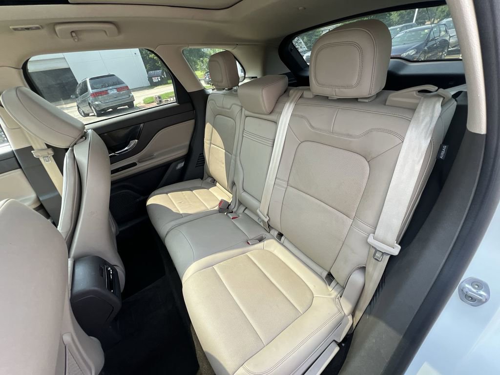 Used 2022 Lincoln Corsair Reserve w/ Elements Package image 32