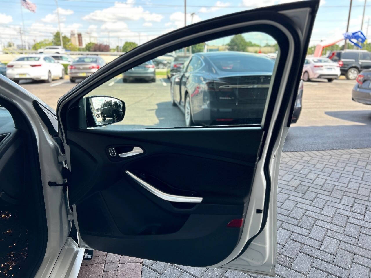 Used 2017 Ford Focus ST FWD image 55
