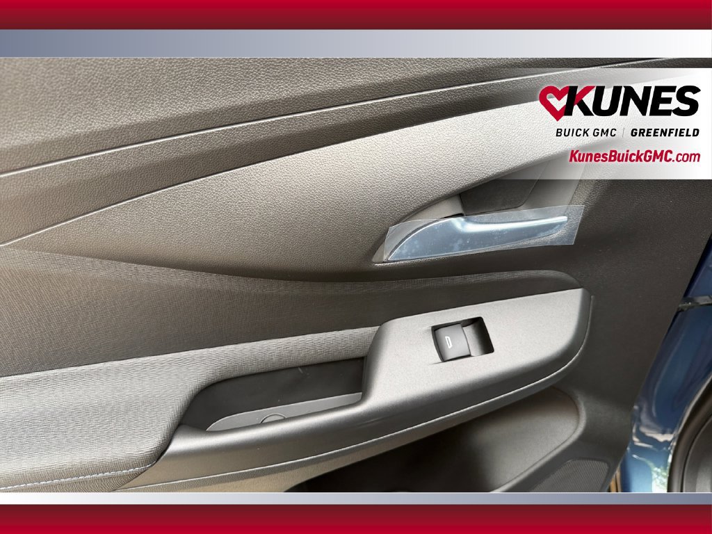 New 2026 Buick Envista Sport Touring FWD image 30