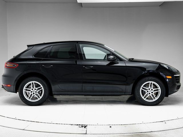 Used 2017 Porsche Macan image 34