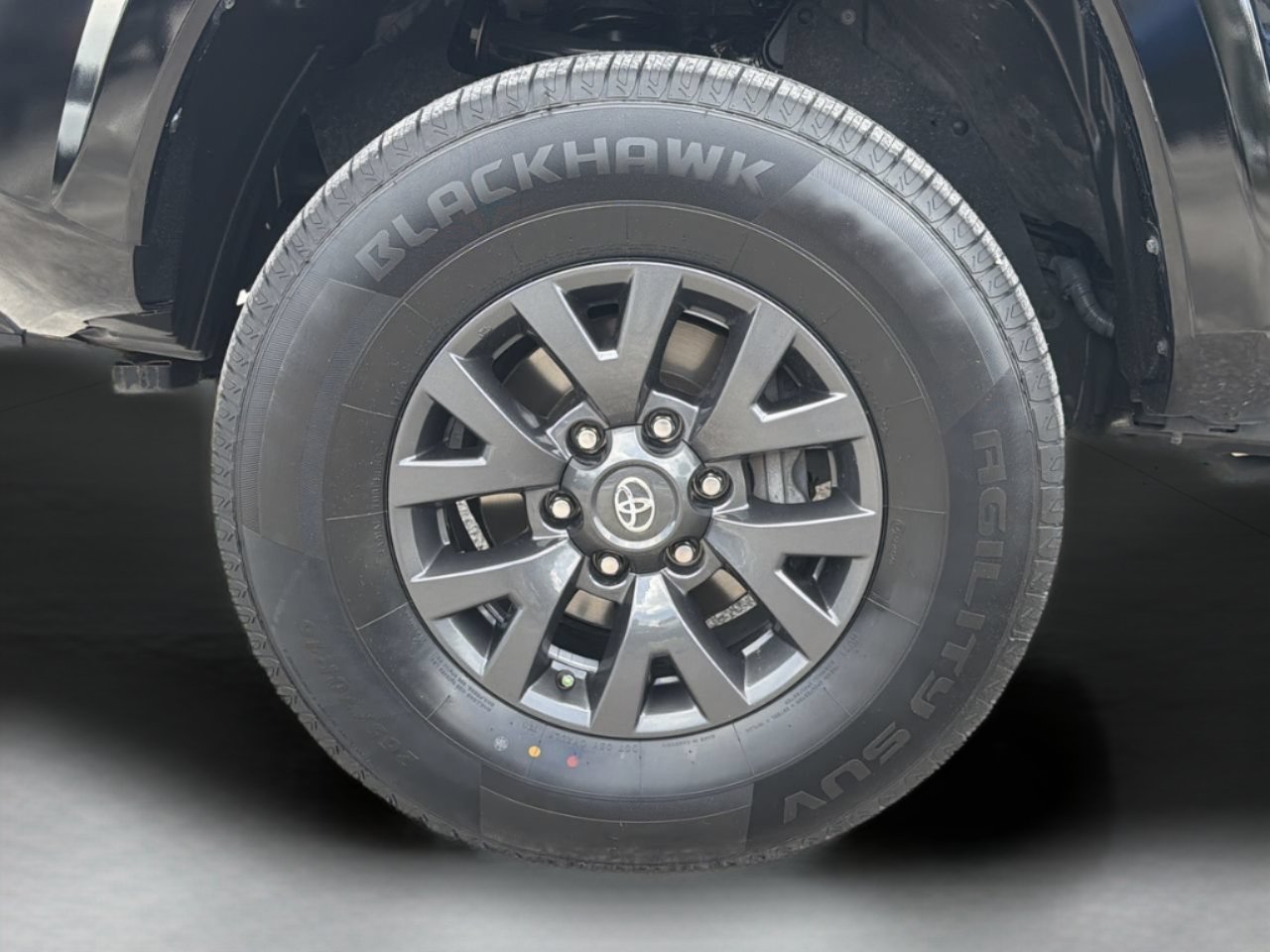 Used 2023 Toyota Tacoma SR5 w/ Technology Package AWD/4WD image 31