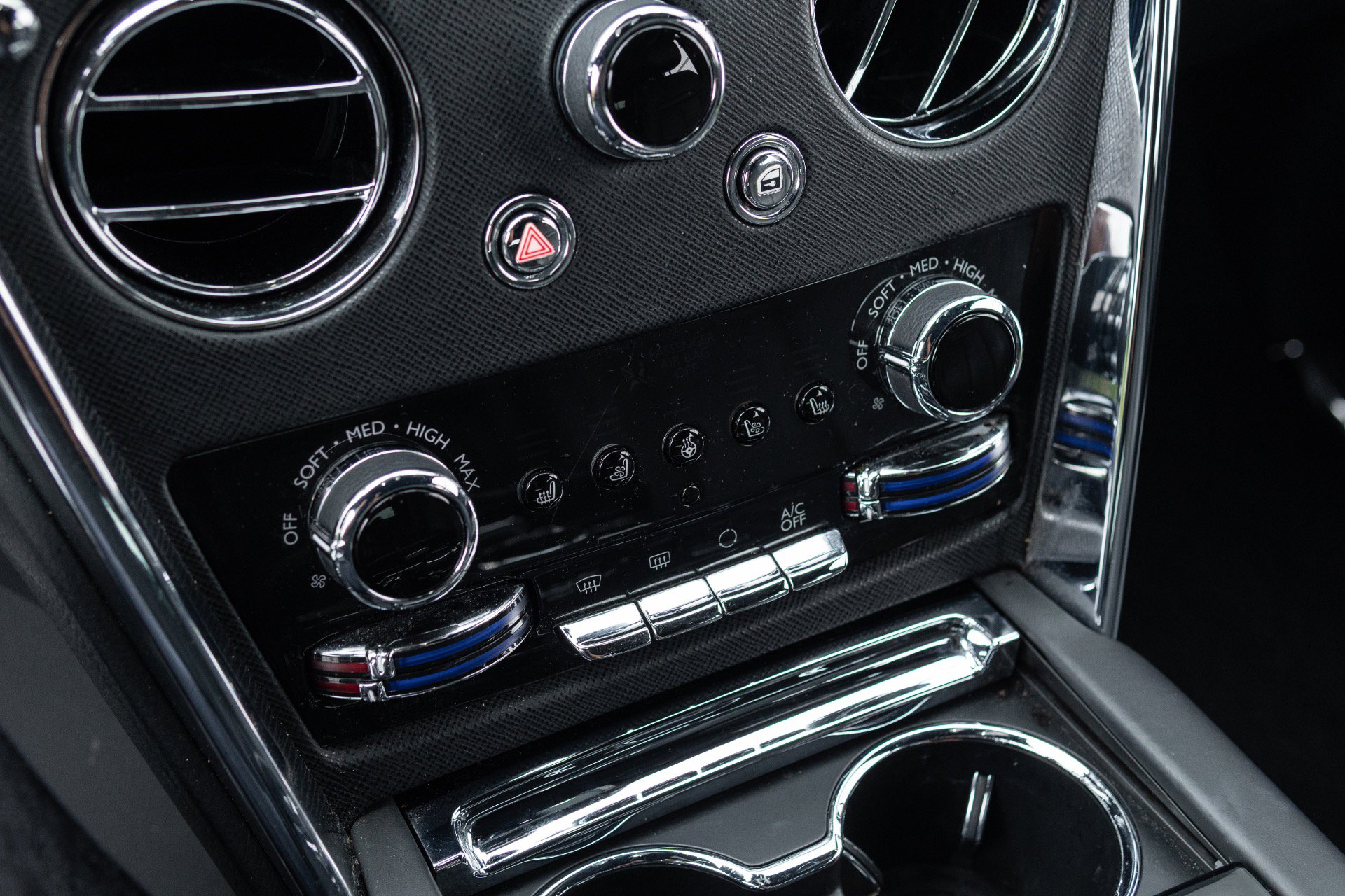 Used 2020 Rolls-Royce Cullinan image 41